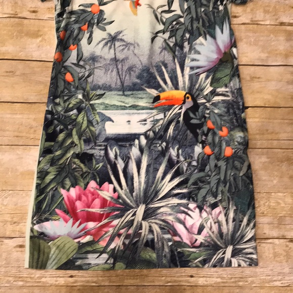 H&M Conscious Collection Dress Size 6 - Picture 3 of 8